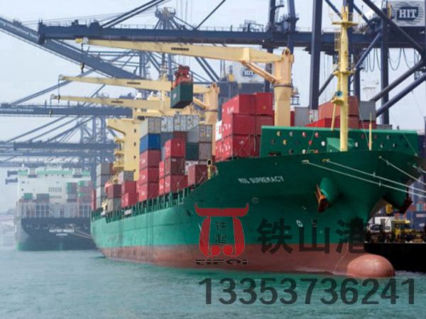 河北黃驊船用起重機(jī)廠家 船體傾斜作業(yè)安全保障穩(wěn)定吊裝